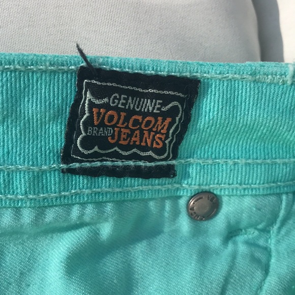 NWT Juniors Volcom High Voltage Cut off Shorts - Picture 7 of 12